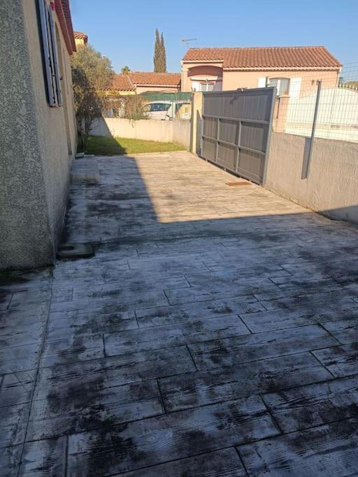 Belle villa de 90m2 au calme avec jardin et parking à 10 mn de la mer en voiture Fos-sur-Mer Exterior foto